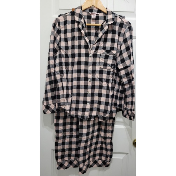 Victoria's Secret Other - Victoria's Secret Pajama Set Women's Size Medium Black/Pink Plaid (2 Piece Set)